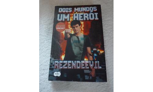 Livro Dois Mundos Um Her�i